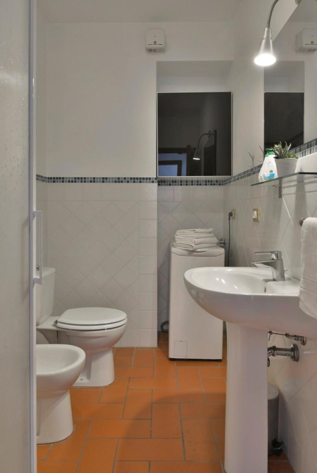 Charme Con Parcheggio Apartment Lucca Bagian luar foto