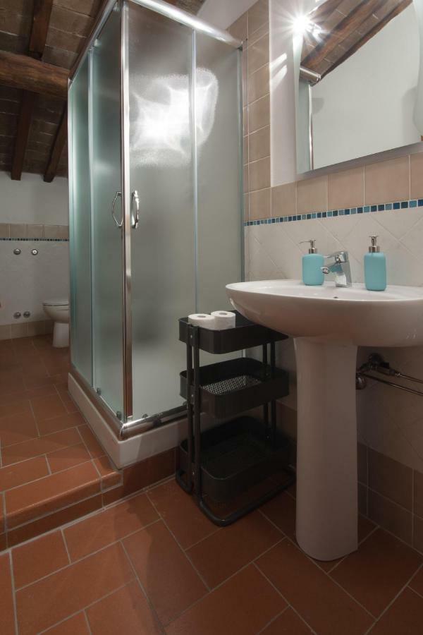 Charme Con Parcheggio Apartment Lucca Bagian luar foto