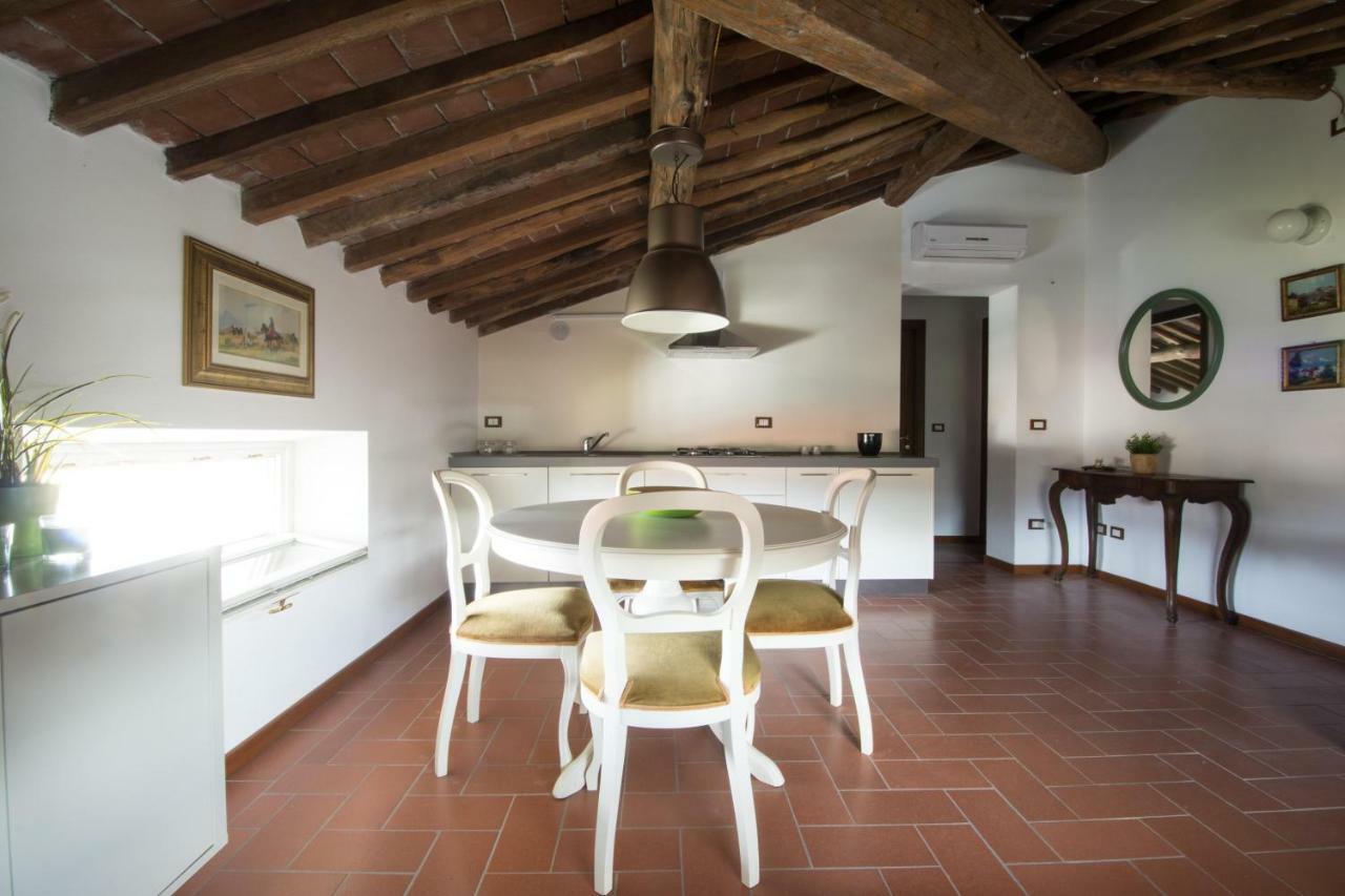 Charme Con Parcheggio Apartment Lucca Bagian luar foto