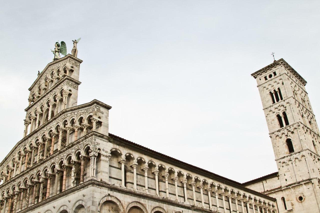 Charme Con Parcheggio Apartment Lucca Bagian luar foto
